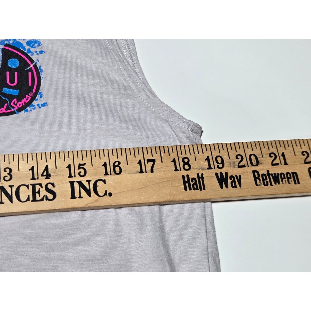 Maui & Sons Gray Sleeveless Graphic Tee Neon Print Accent Men's M Back Hit - Picture 7 of 8